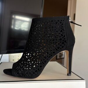 Chic Black Laser-Cut Ankle Sandals